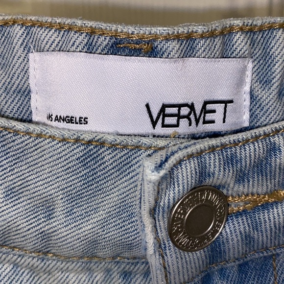 Women’s size 4/27 Vervet jeanswith raw hem, high-rise, slim wide-leg - Picture 2 of 5